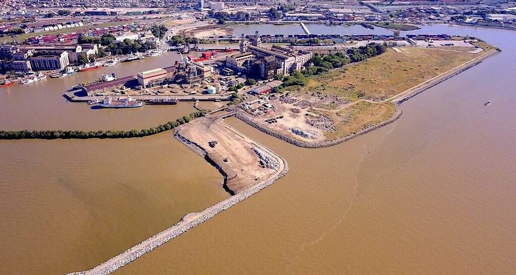Puerto Buenos Aires: apertura de la licitación para la Escollera de Cierre del Relleno Exterior