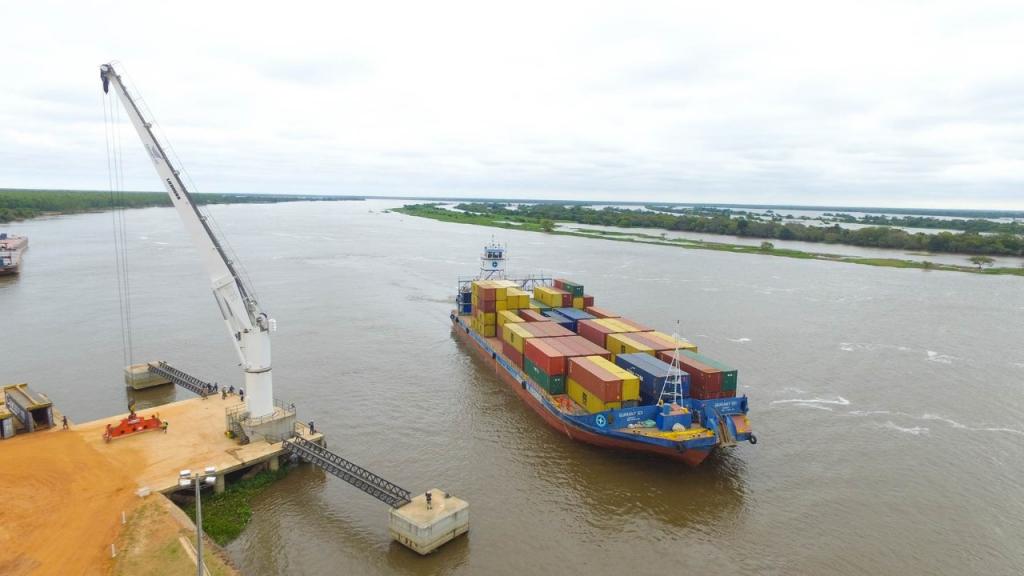 La ANNP implementa red de ayudas electrónicas y estaciones AIS para fortalecer la navegabilidad del río Paraguay