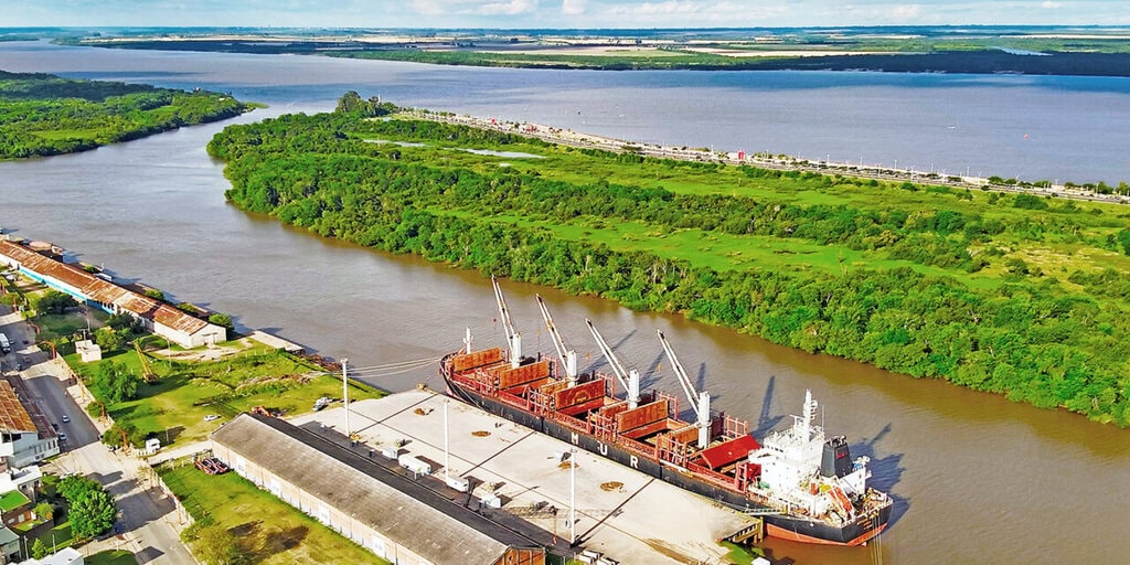 Tres ultramarinos en 15 días: Concepción del Uruguay consolida su ritmo exportador