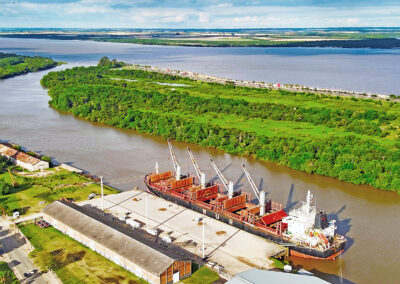 Tres ultramarinos en 15 días: Concepción del Uruguay consolida su ritmo exportador