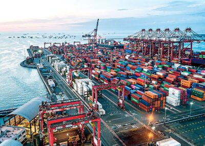 Perú busca un salto estructural: del boom del comercio exterior a una agenda de “Obras de Estado”