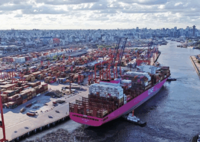 ONE Strength llega esta semana a Dock Sud: la escala argentina del gigante asiático que redefine los flujos de carga en el Río de la Plata
