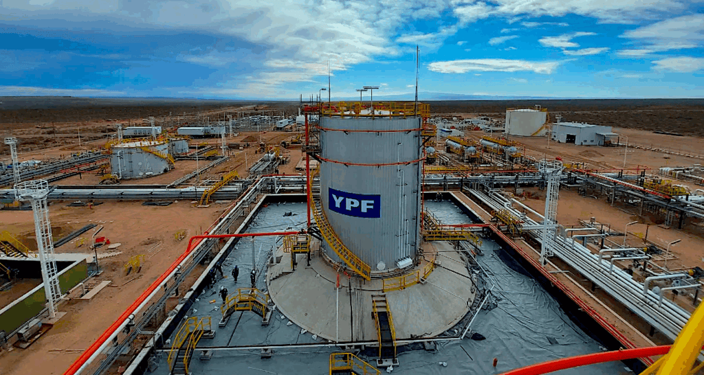 YPF rompe su propio techo: supera los 200.000 barriles diarios de shale oil y marca un punto de inflexión en Vaca Muerta