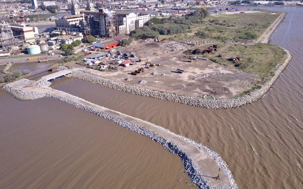 Puerto de Buenos Aires avanza con la preadjudicación de la escollera que cerrará el nuevo relleno exterior