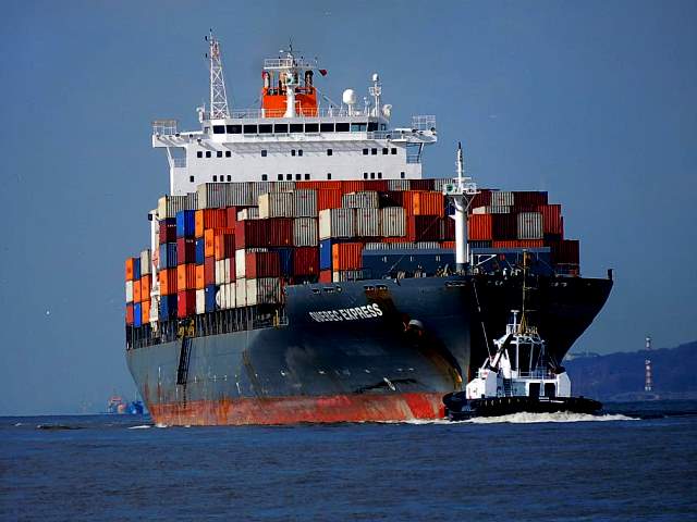 Argentina habilita el abastecimiento de combustible a buques que cargan mercadería en sus puertos