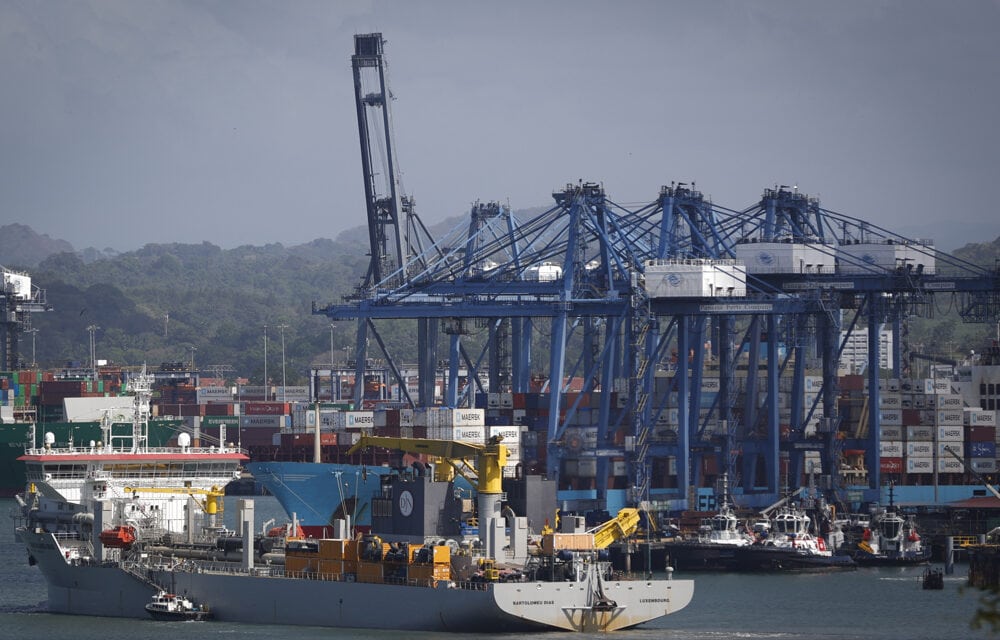 China endurece su postura y bloquea la venta de los puertos de Balboa y Cristóbal en el Canal de Panamá