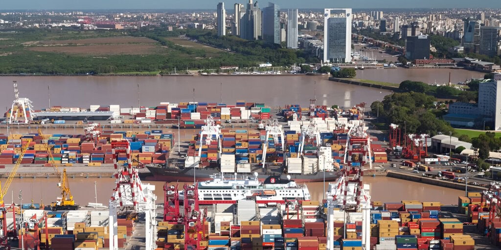 Puerto Buenos Aires: el retorno del volumen y los desafíos de operar con más contenedores