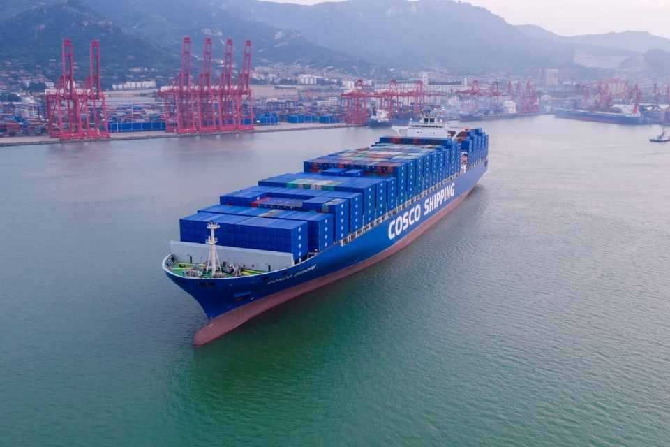 China refuerza su estrategia logística global: COSCO Shipping encargó 87 buques por más de USD 7.000 millones