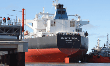 Del muelle a los mercados: seis meses de exportaciones de crudo desde Puerto Rosales