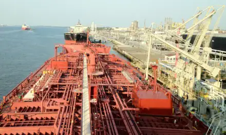Petróleo global: un 2025 de sobreoferta y precios en baja frente a un 2026 que suma el factor Venezuela