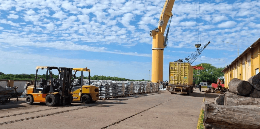 Puerto de Barranqueras: importación de 500 cubiertas