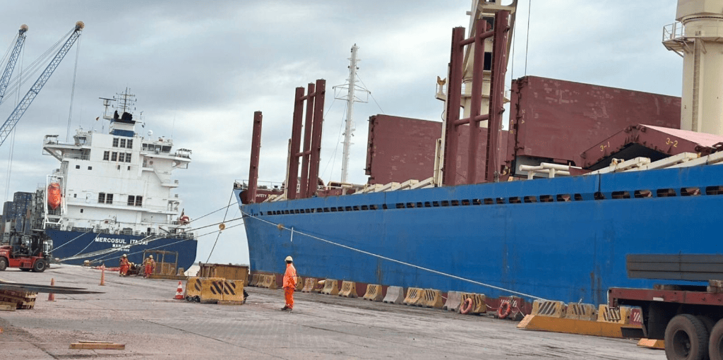 Siderurgia y logística integrada: TPR profundiza su rol en el sistema fluvial