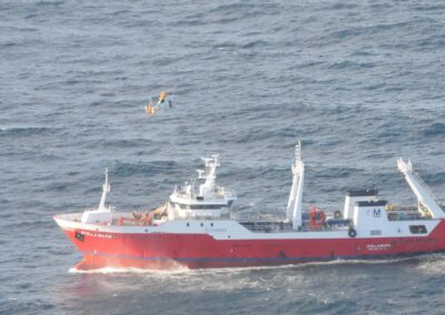Mar del Plata: Prefectura aeroevacuó a un tripulante que sufría una hemorragia digestiva
