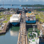 Canal de Panamá: récord de tránsitos y subastas millonarias por la crisis en Irán