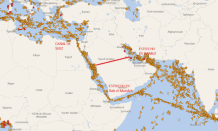 Estrecho de Ormuz no solo bloquea petróleo: también redefine el negocio global de los superpetroleros