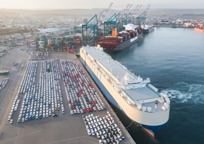 DP World incorpora siete «yard tractor» eléctricos en el Puerto de San Antonio, primeros en la zona central de Chile