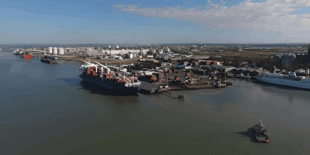 Bahía Blanca lanza licitación de dragado en el canal de acceso con dos obras estratégicas para el sistema portuario