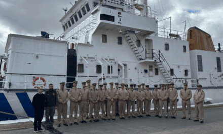 La Prefectura Naval Argentina capacitó a su personal en el combate a la pesca ilegal en aguas argentinas