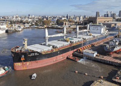 El bulk carrier Banglar Arjan completa la reparación de su hélice propulsora en Tandanor
