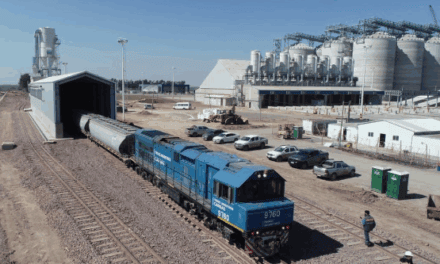 La paradoja del embudo: el ferrocarril está ahí, pero los granos igual van en camión