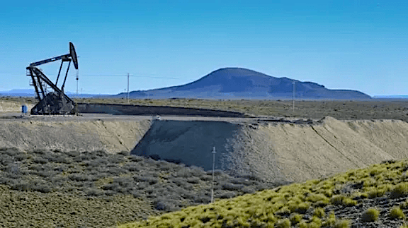 PAE apuesta USD 680 millones a la recuperación terciaria en Cerro Dragón: el primer RIGI para petróleo convencional