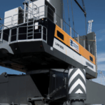 Liebherr LHM 800 llega a  Rotterdam: Broekman Logistics suma capacidad de izaje pesado