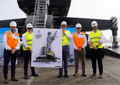 Liebherr LHM 600: la grúa móvil más grande de Colombia opera en Compas Cartagena