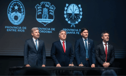 La Región Centro, con el 36% de las exportaciones argentinas, reclama voz en el control de la Hidrovía