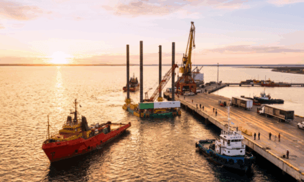 La flota de apoyo offshore del VMOS toma forma frente a Punta Colorada