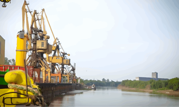 Muelle YPF de Barranqueras: el combustible que multiplicó por siete sus descargas en un año