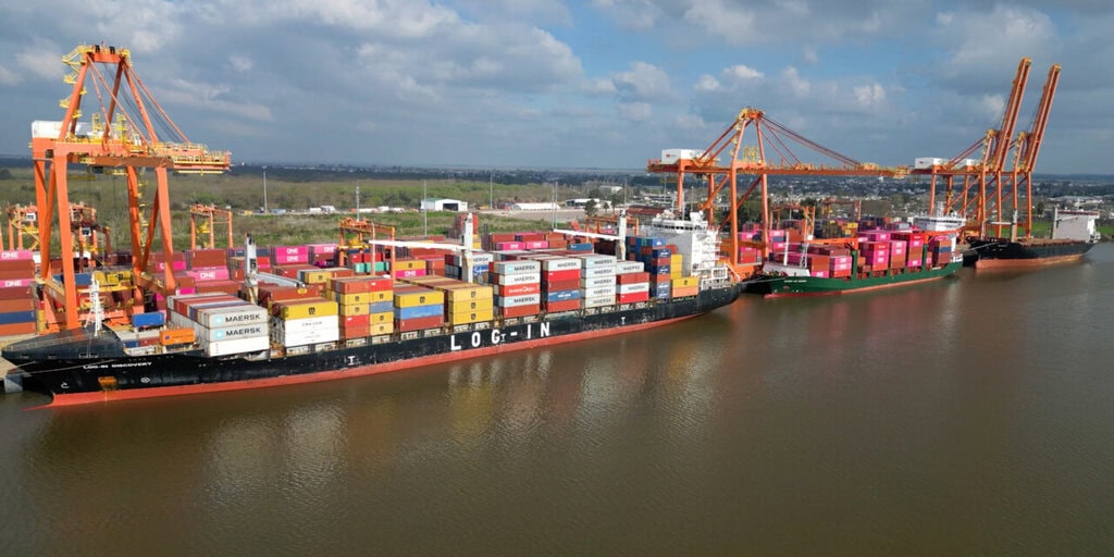 TecPlata: la terminal proyecta duplicar sus TEUs en 2026