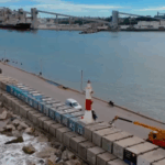 Puerto Quequén renovó su señalización marítima con una torre de 35 metros