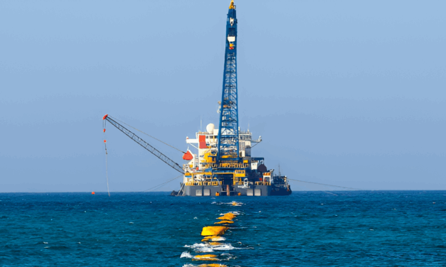 El buque Seminole: La fábrica flotante que suelda el futuro del petróleo neuquino bajo el mar