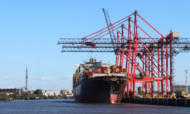 Puerto Dock Sud lanza “Comunicar para liderar” y suma 185 inscriptos en seis días en Aula Puerto