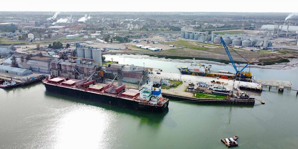 Urea en Bahía Blanca: el contrato de Profertil abre la cuenta de un segundo muelle