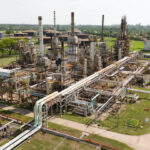 La ex refinería de San Lorenzo se prepara para exportar combustible de aviación por el Paraná