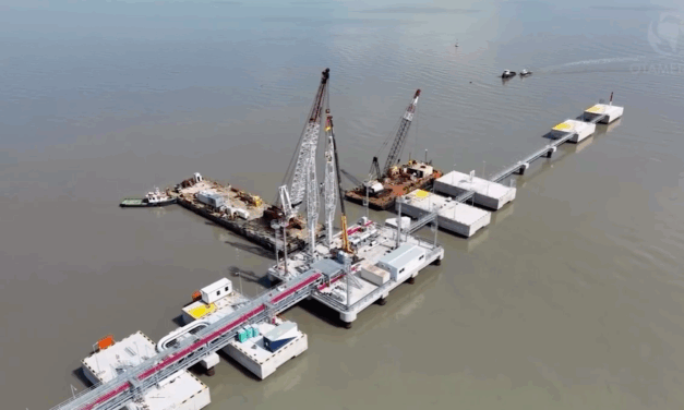 OTAMERICA completó el montaje de los brazos de carga de la tercera posición del muelle