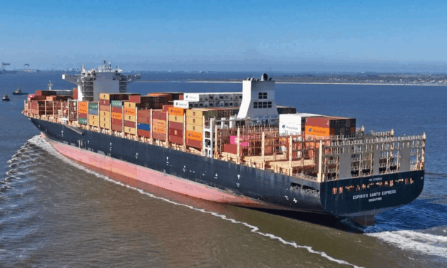Hapag-Lloyd confirma incendio y abandono del portacontenedores «Espirito Santo Express» en el Atlántico Sur
